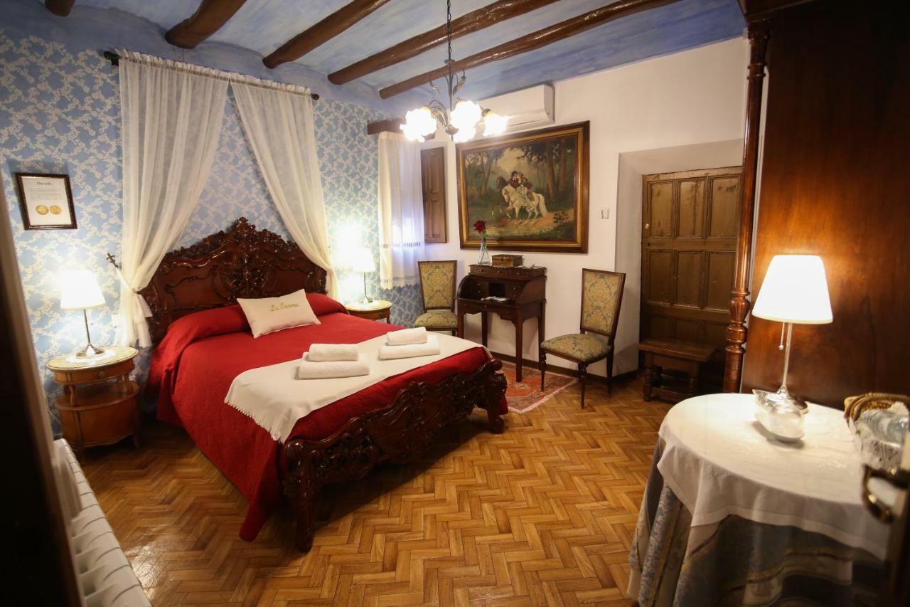 Casa Rural La Casona Urrea de Gaen Esterno foto